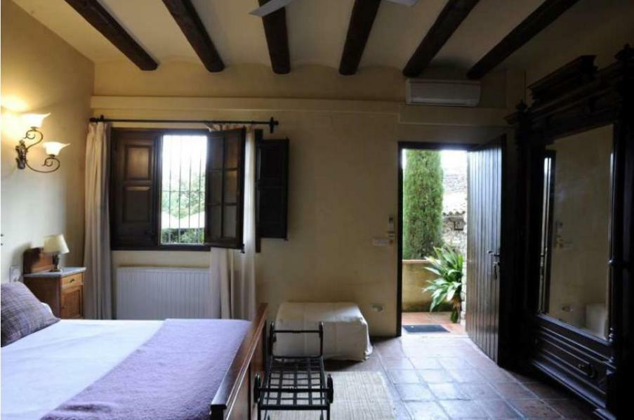 Hostal La Riera Torroella de Montgrí Extérieur photo