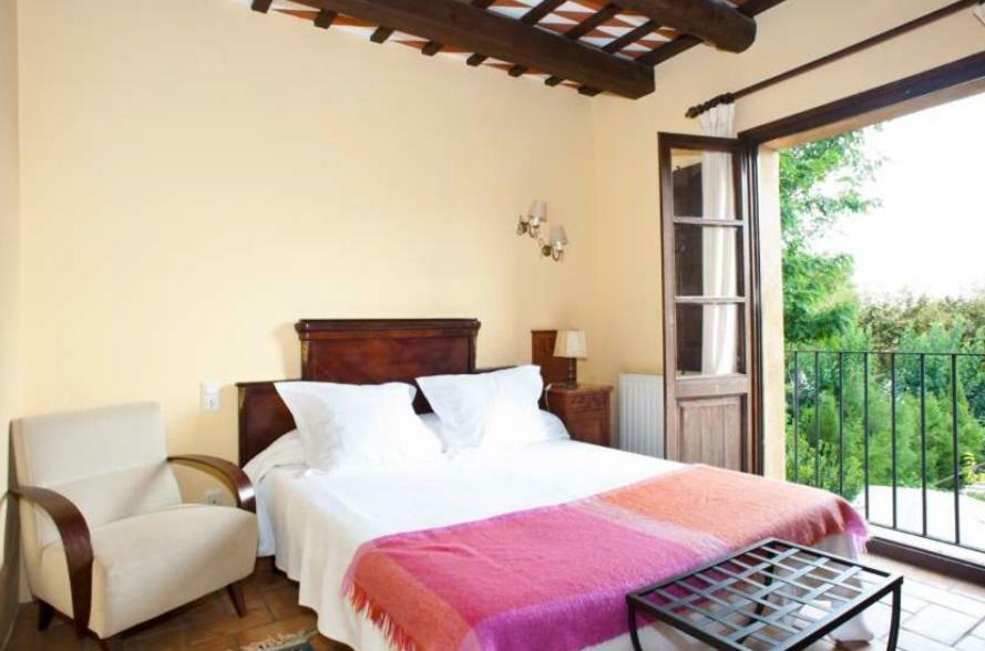 Hostal La Riera Torroella de Montgrí Extérieur photo